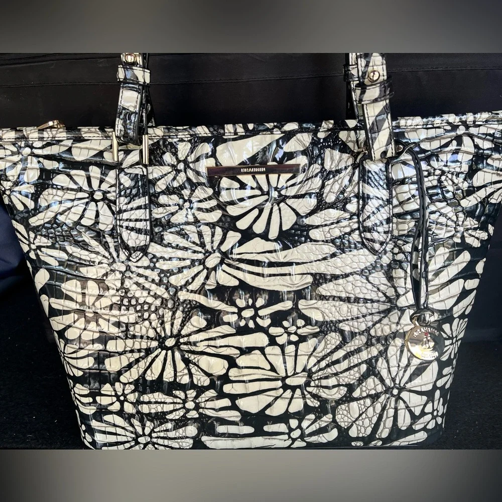 NWT Brahmin DAISY BATIK Medium Asher Melbourne